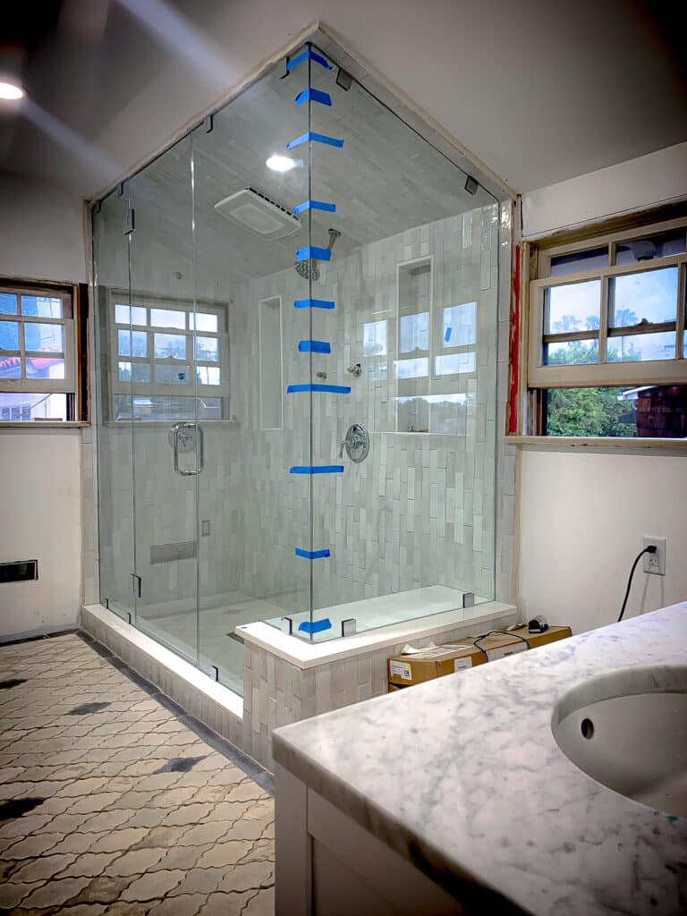 Frameless Glass Shower Enclosures and Corner Showers