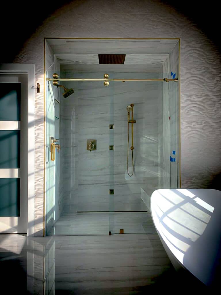 UnoVero Euro-Style Glass Single Sliding Shower Doors