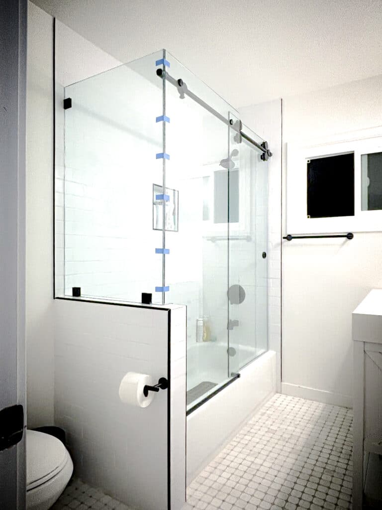 UnoVero Euro-Style Glass Single Sliding Shower Doors