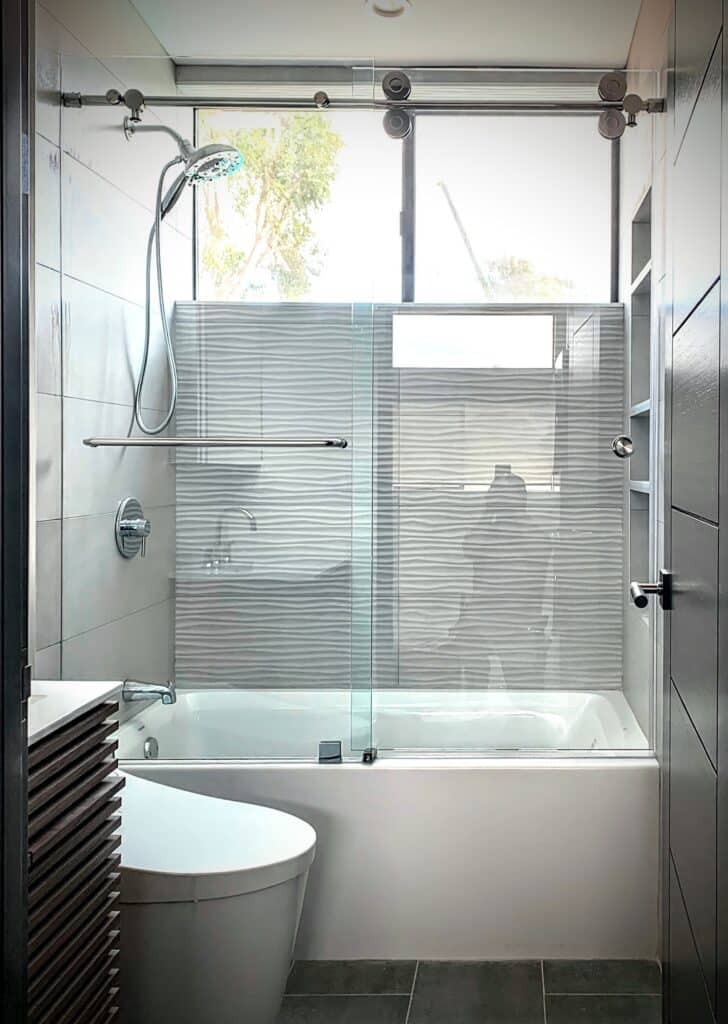 Bathtub Glass Shower Doors
