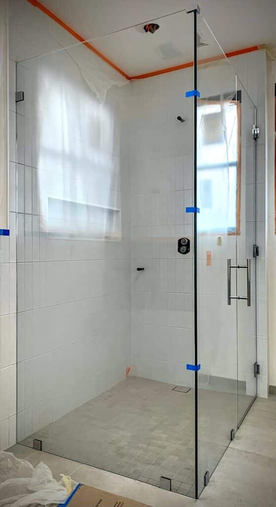 Frameless Glass Shower Enclosures and Corner Showers