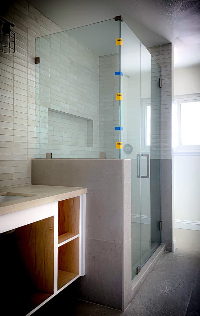 Frameless Glass Shower Enclosures and Corner Showers