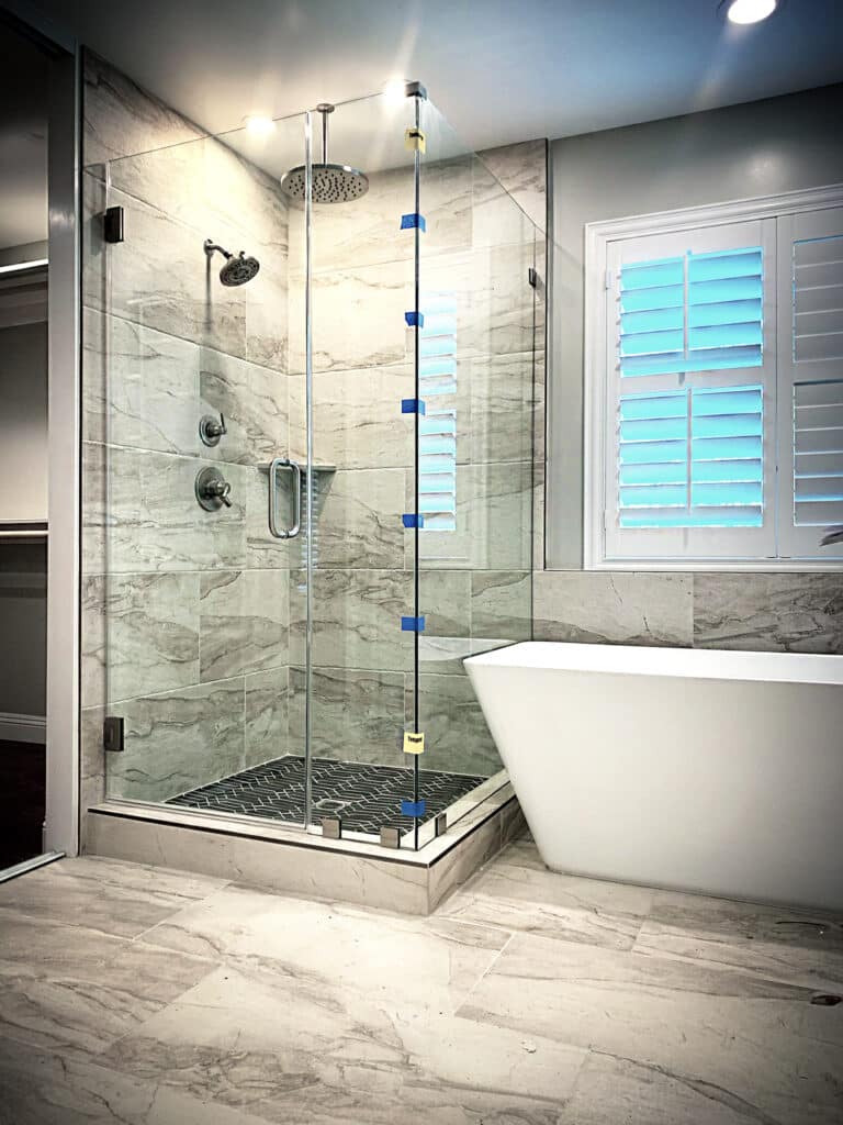 Frameless Glass Shower Enclosures and Corner Showers