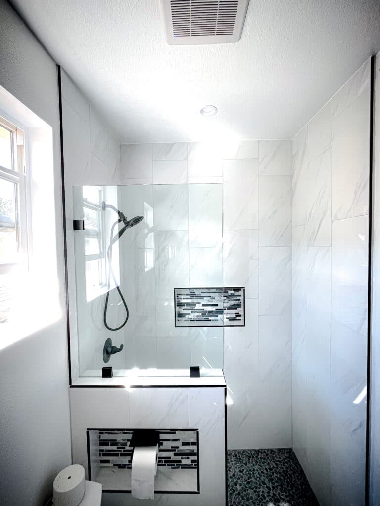 Frameless Glass Shower Screens