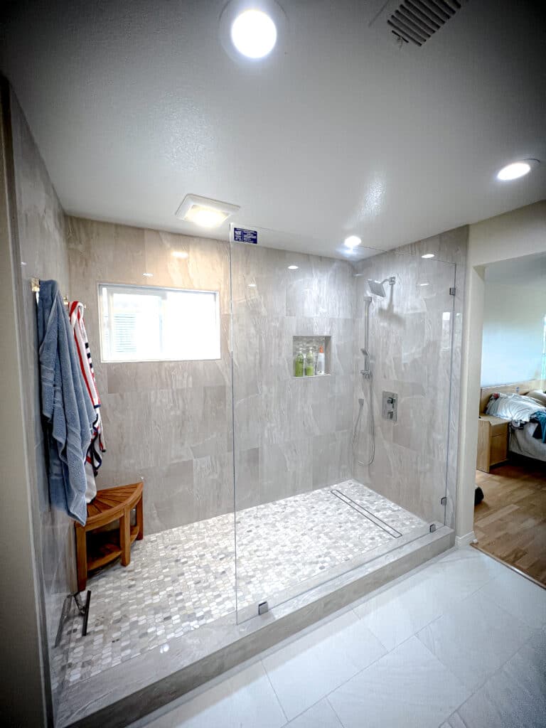 Frameless Glass Shower Screens