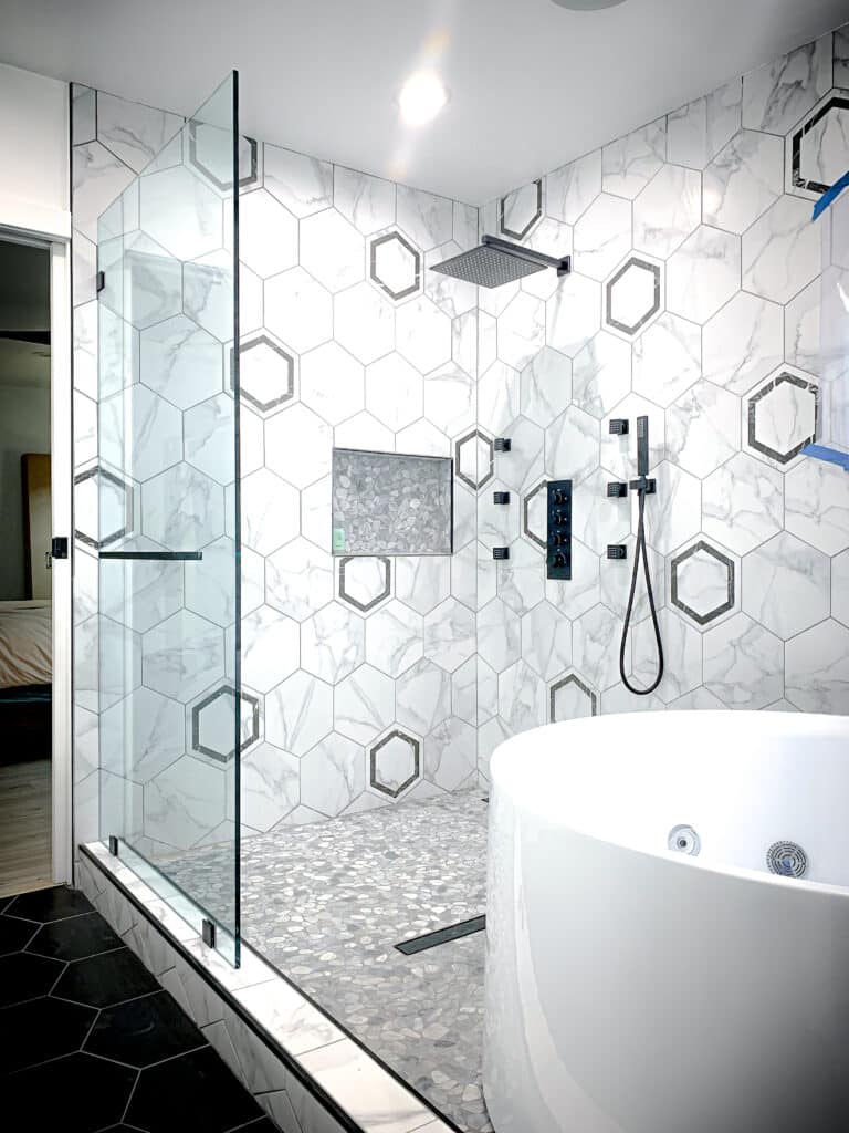 Frameless Glass Shower Screens