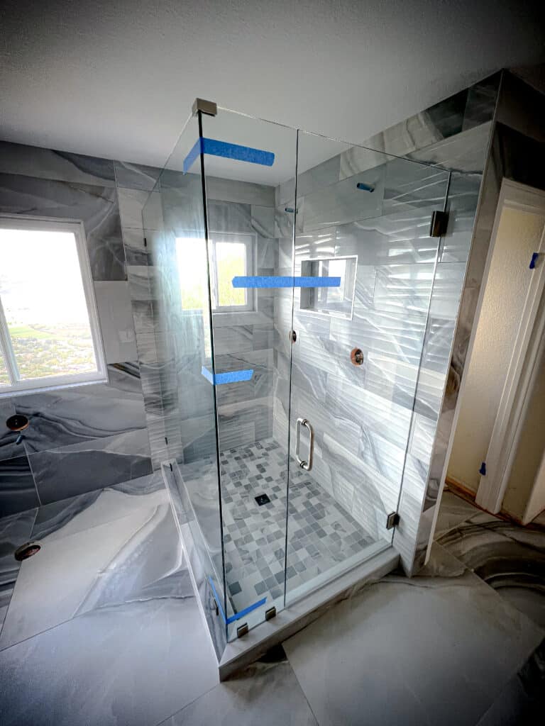Frameless Glass Shower Enclosures and Corner Showers