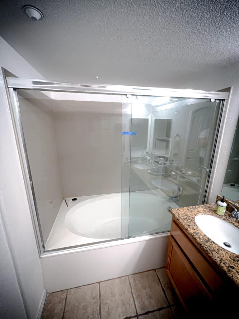 Bathtub Glass Shower Doors
