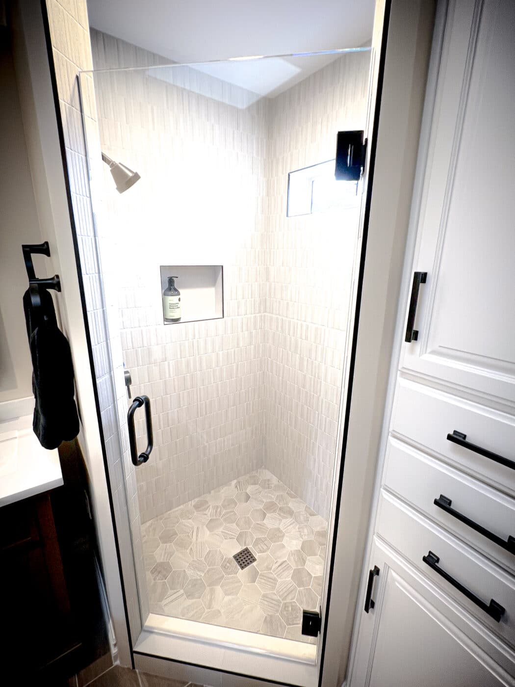 Hinged Frameless Shower Doors - Door Inline Showers
