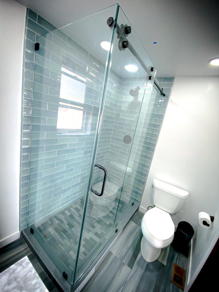 Frameless Glass Shower Enclosures and Corner Showers