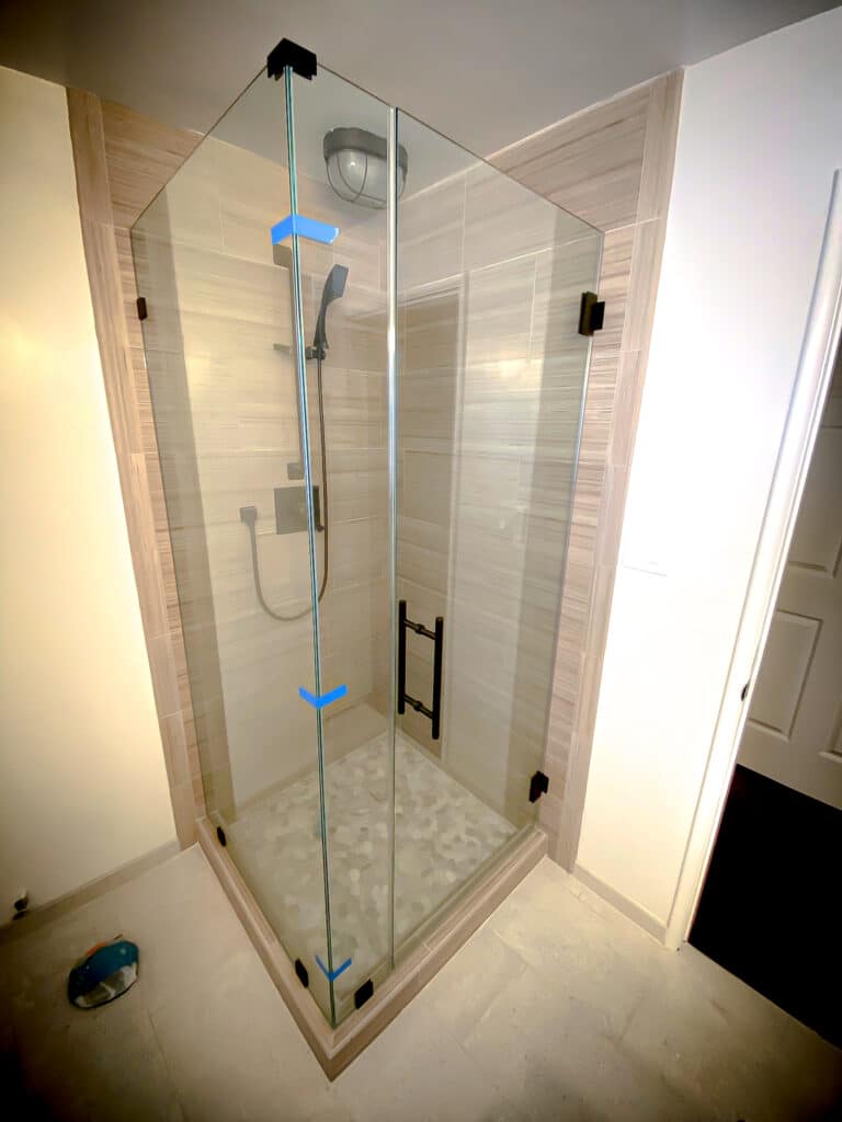 Frameless Glass Shower Enclosures and Corner Showers