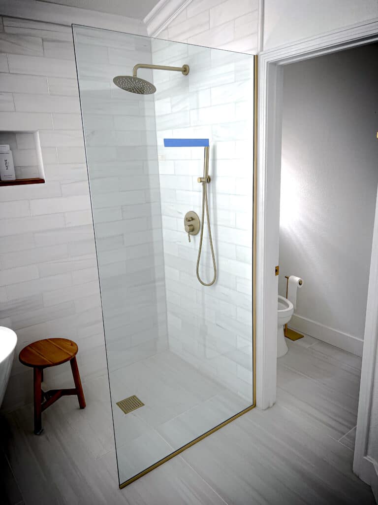Frameless Glass Shower Screens