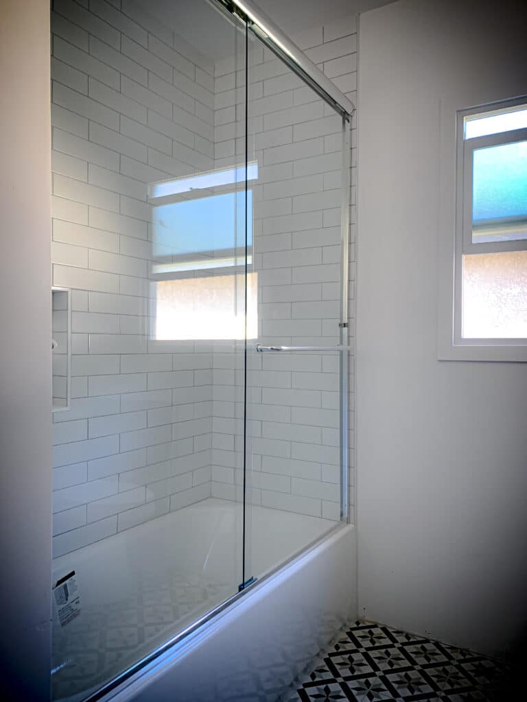 Bathtub Glass Shower Doors