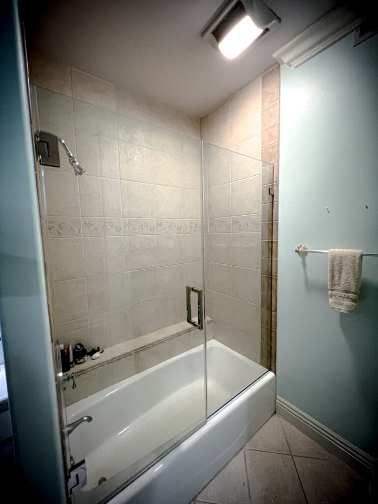 Bathtub Glass Shower Doors