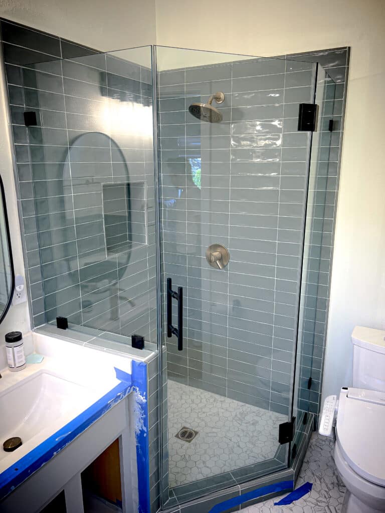Frameless Glass Shower Enclosures and Corner Showers