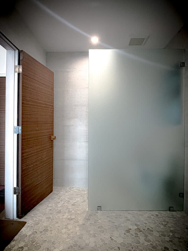 Frameless Glass Shower Screens