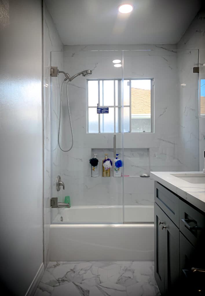 Bathtub Glass Shower Doors