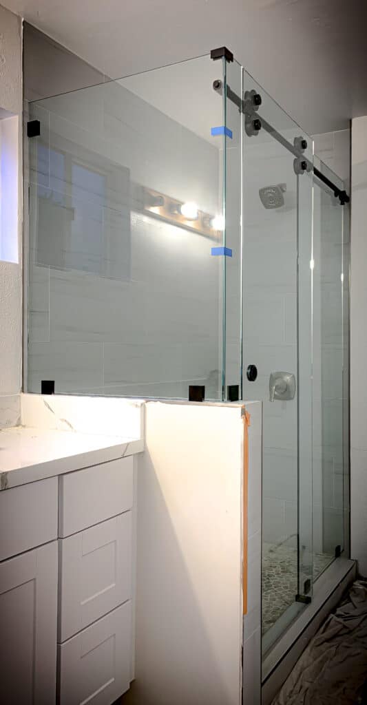 Frameless Glass Shower Enclosures and Corner Showers