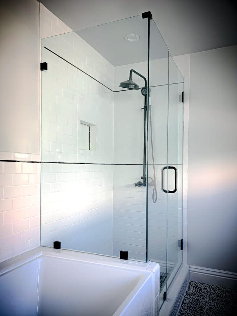 Frameless Glass Shower Enclosures and Corner Showers