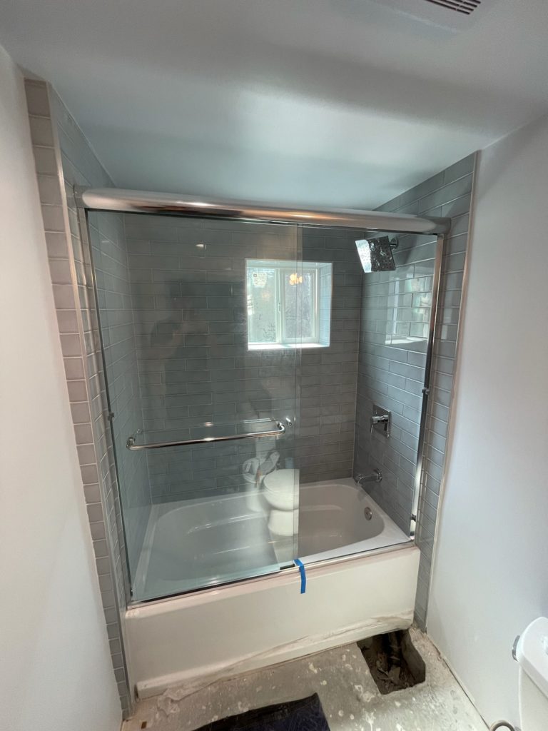 Bathtub Glass Shower Doors