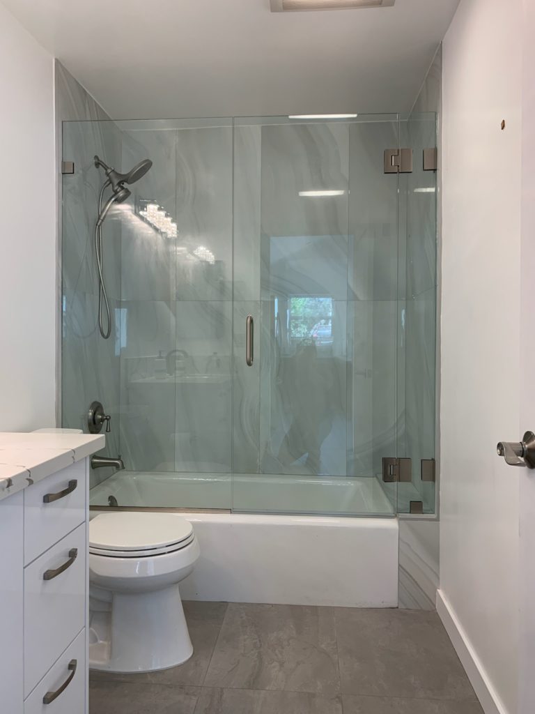 Bathtub Glass Shower Doors