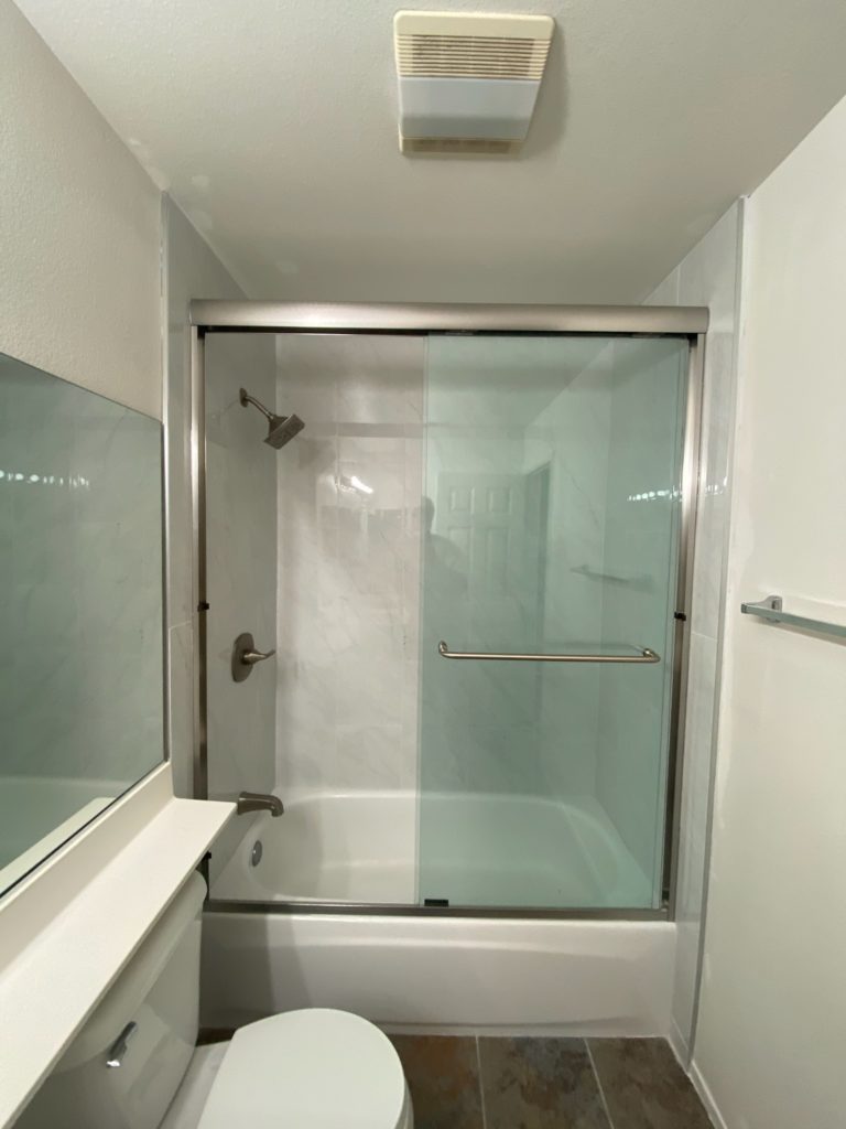 Bathtub Glass Shower Doors