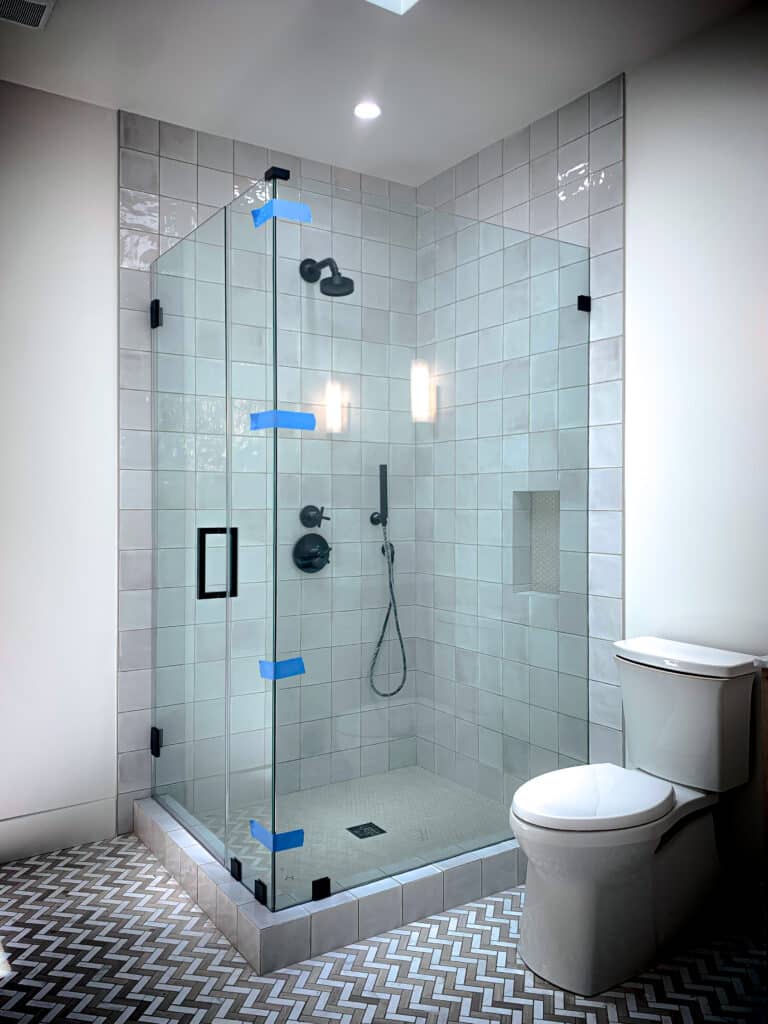 Frameless Glass Shower Enclosures and Corner Showers