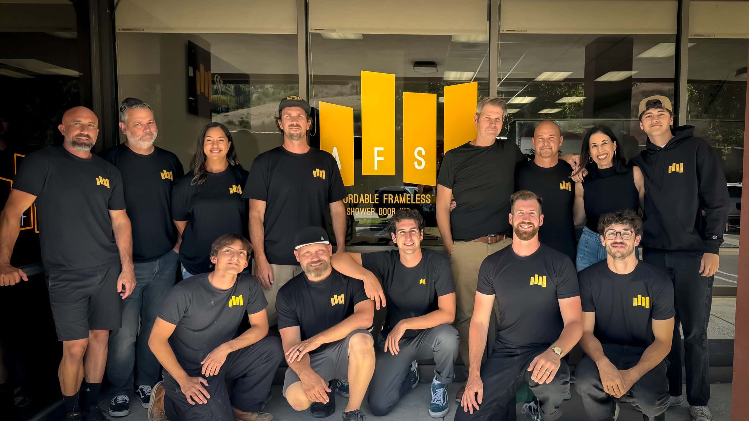 Affordable Frameless Team